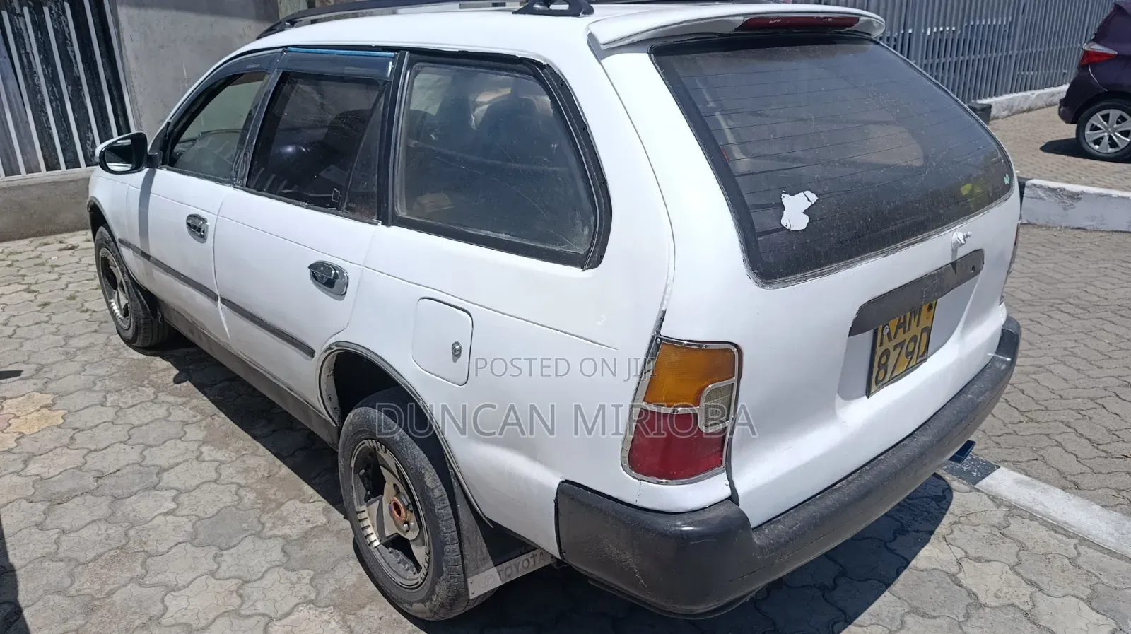 Toyota Corolla 2003 White