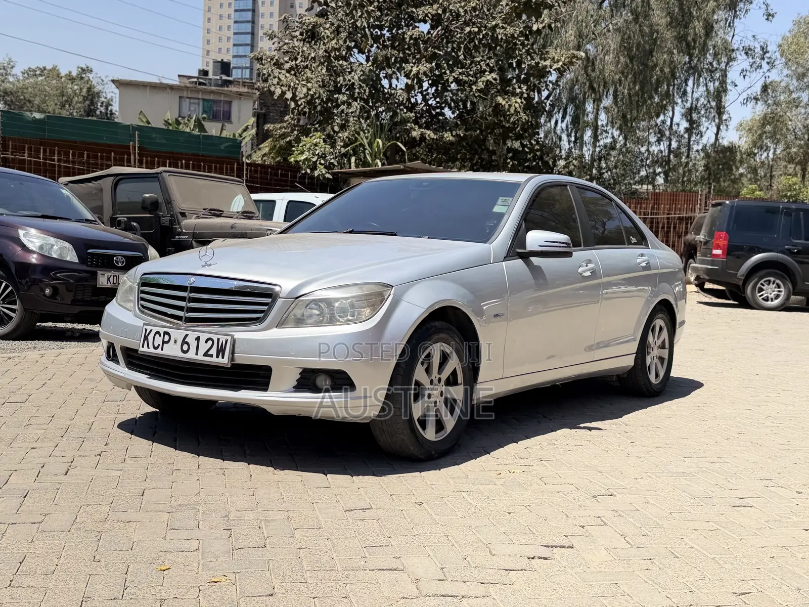 Mercedes-Benz C180 2011 Silver