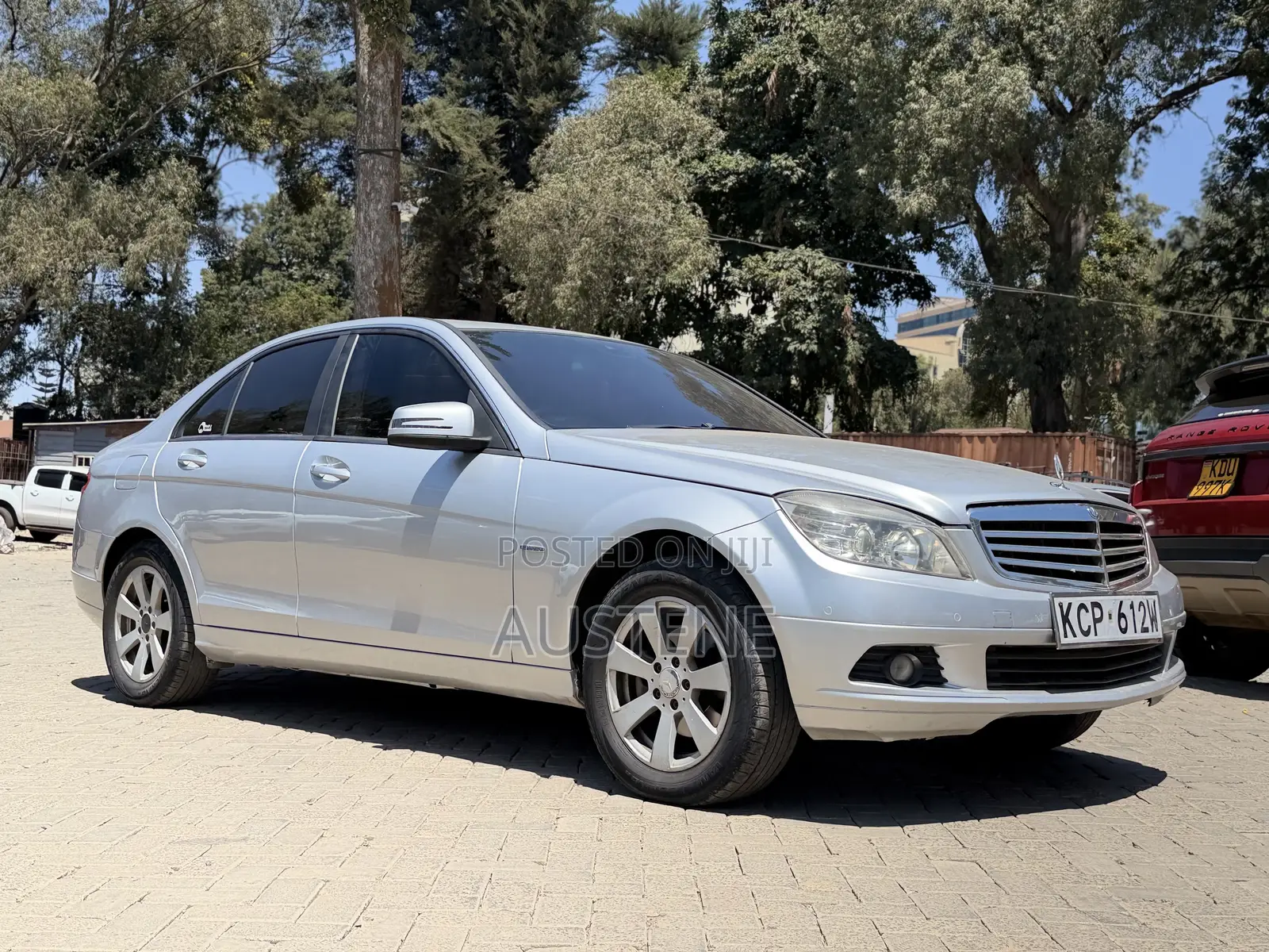 Mercedes-Benz C180 2011 Silver