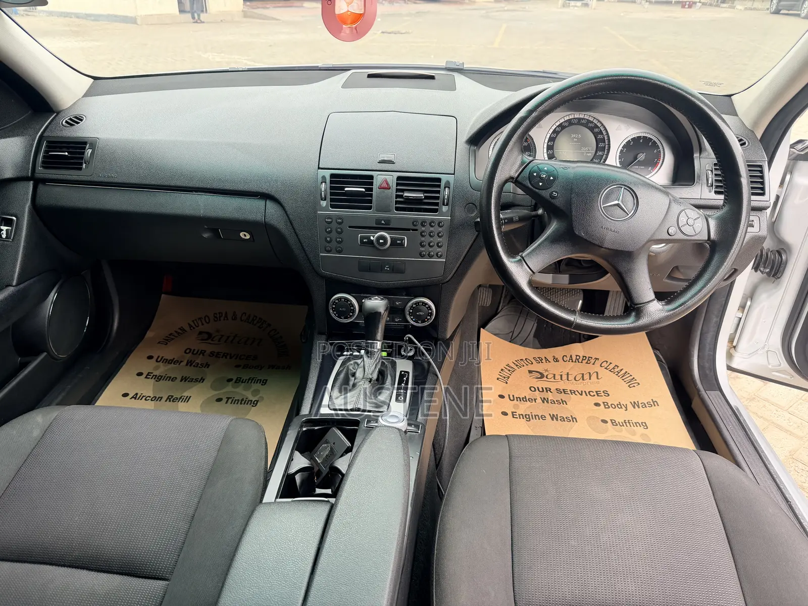 Mercedes-Benz C180 2011 Silver