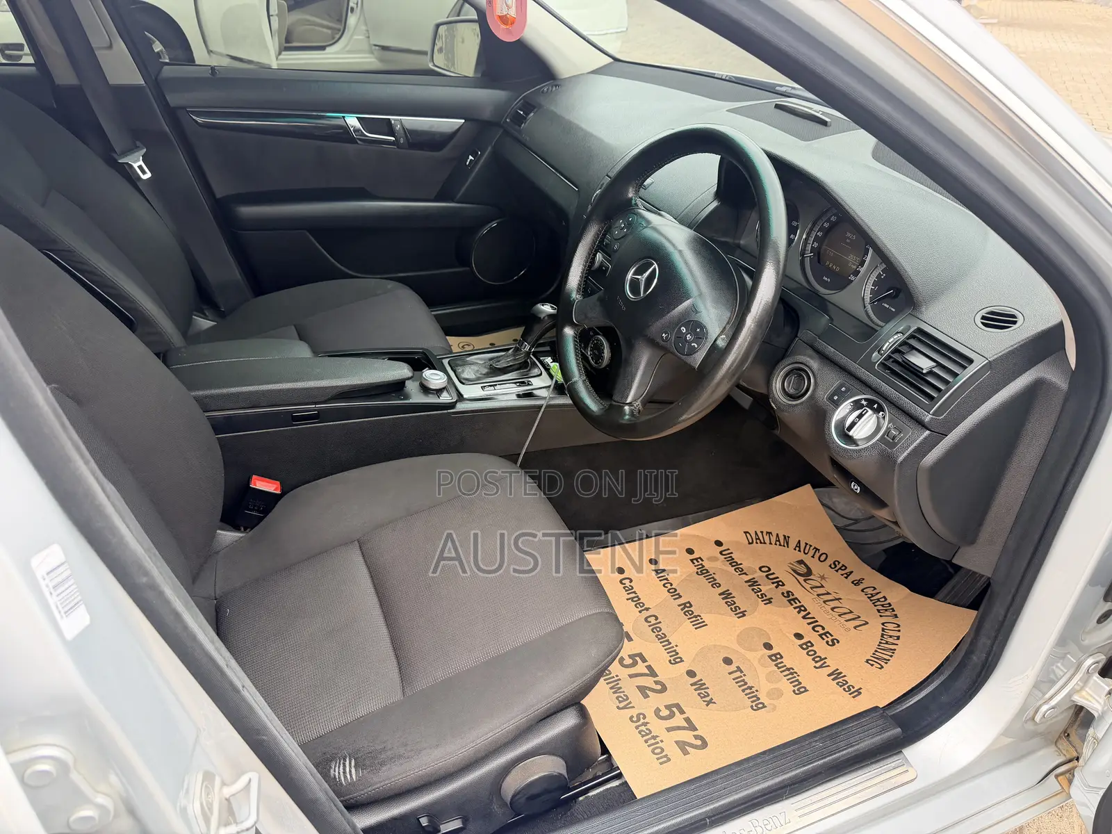 Mercedes-Benz C180 2011 Silver