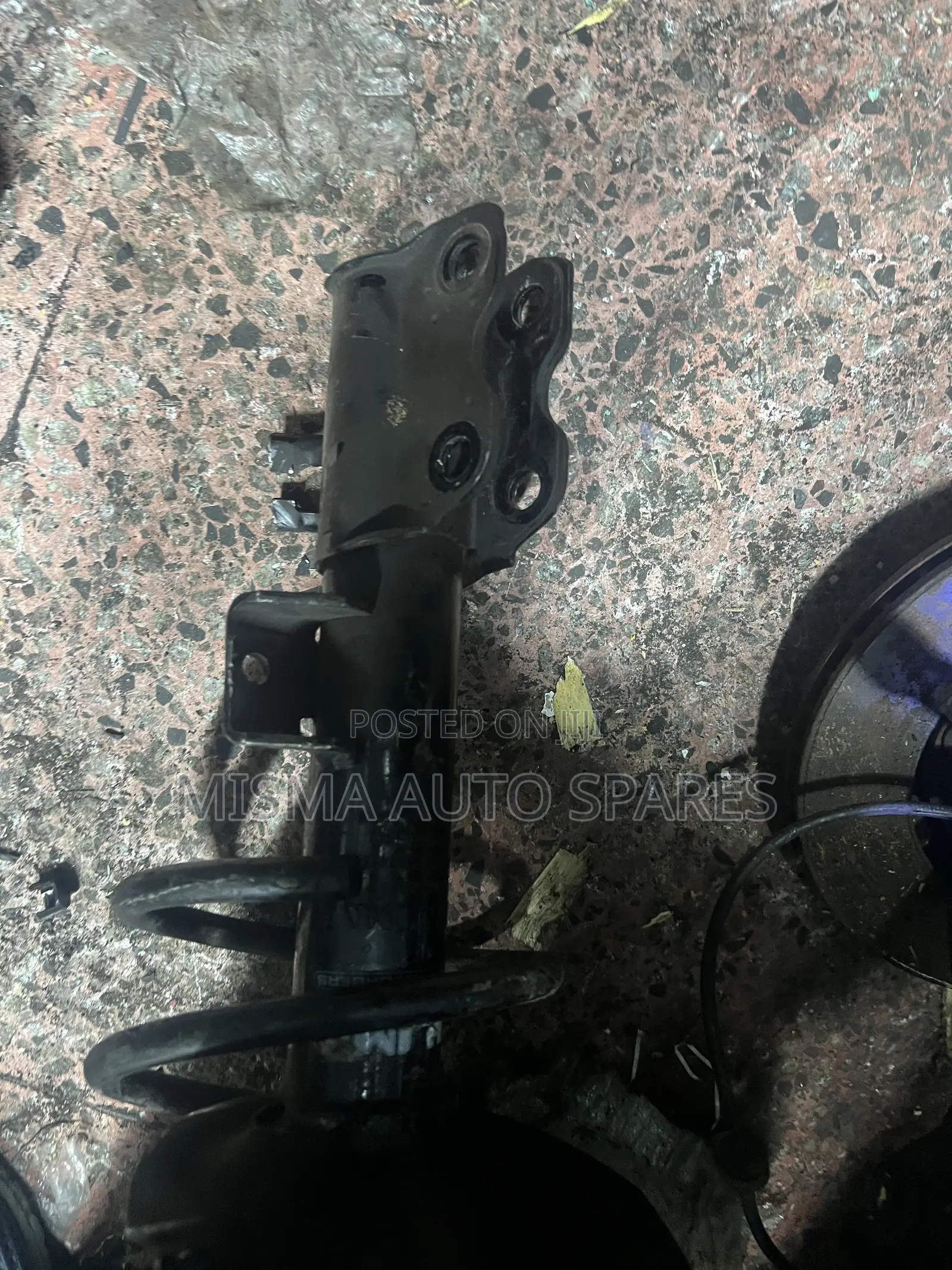 Complete Rear Shocks Nissan Extrail T30
