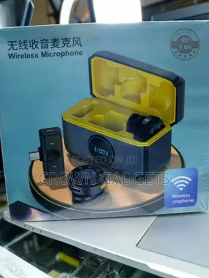 Dual Lavalier Wireless Mic With Charging Case