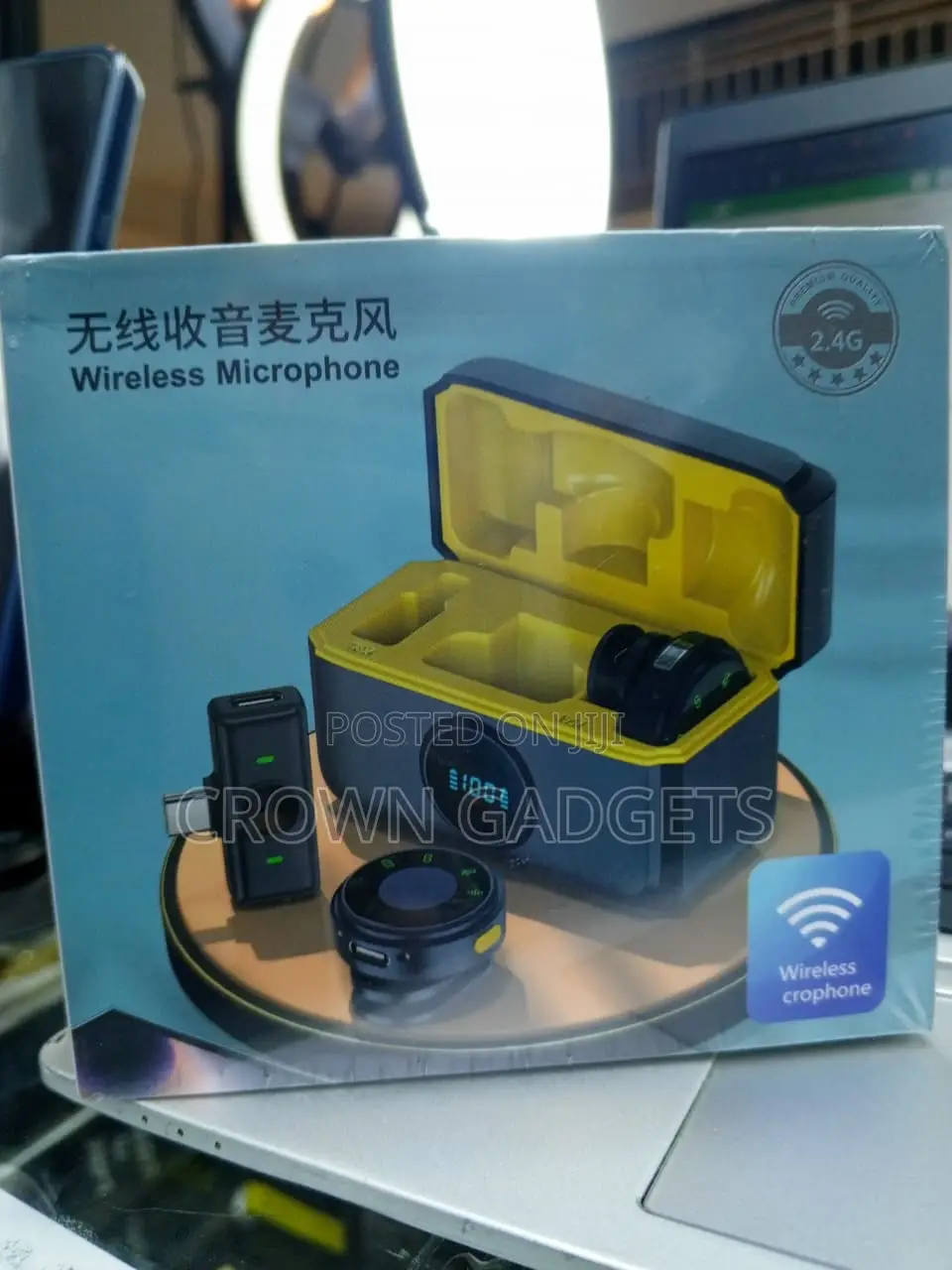 Dual Lavalier Wireless Mic With Charging Case