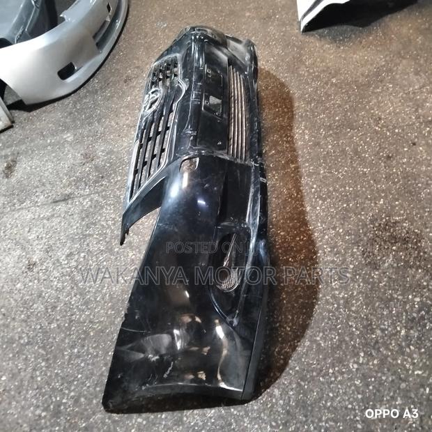 Toyota Avensis Front Bumper Complete, Model 2010 Ex Japan - thumbnail 4