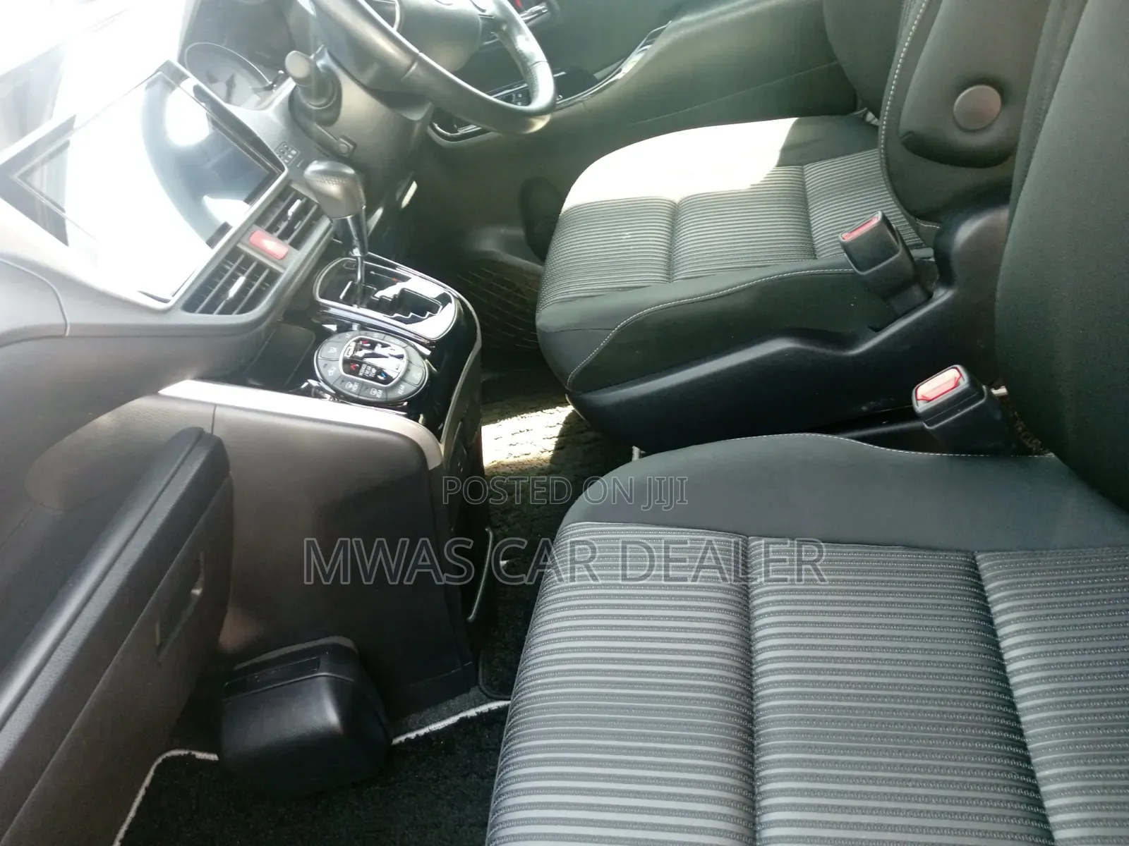Toyota Voxy 2019 Black