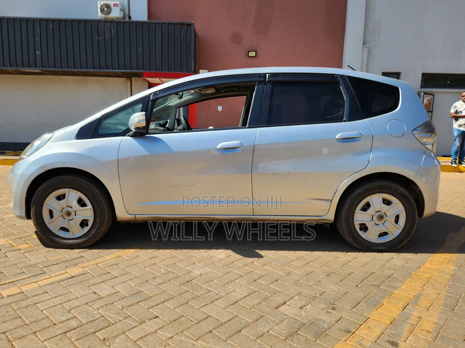 Honda Fit Automatic 2012 Silver