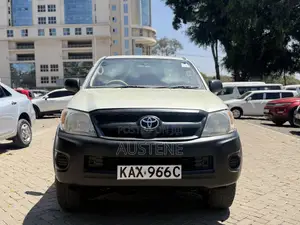 Toyota Hilux 2006 Silver