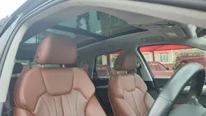 Audi Q5 2.0T Premium AWD quattro 2019 Gray