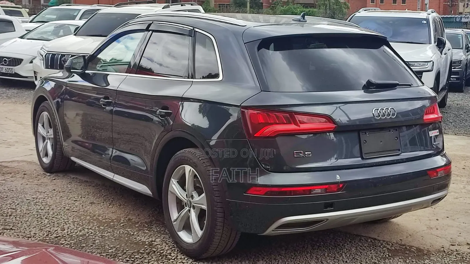 Audi Q5 2.0T Premium AWD quattro 2019 Gray