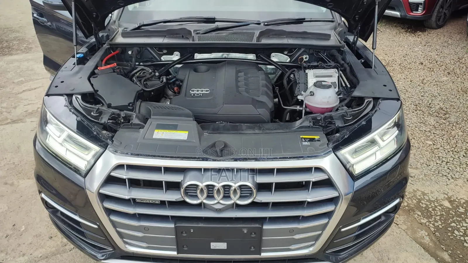 Audi Q5 2.0T Premium AWD quattro 2019 Gray