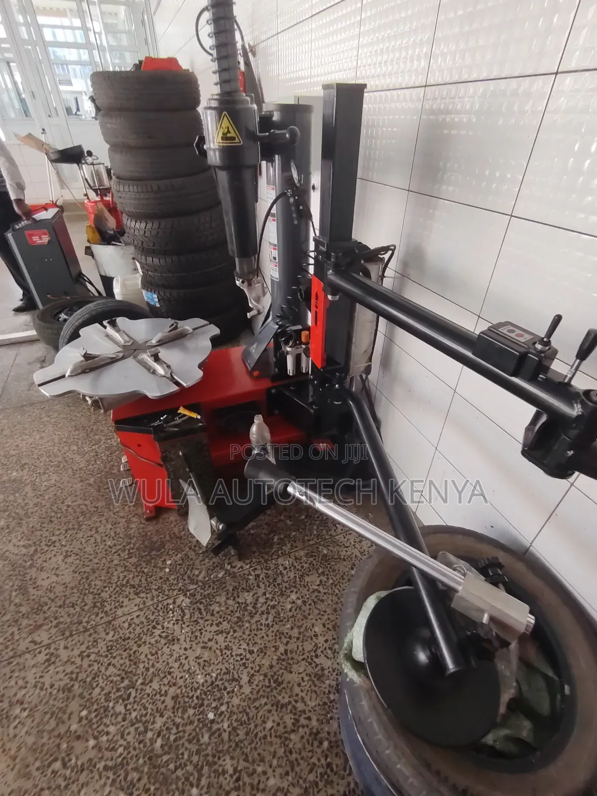 Heavy Duty and Commercial Sunshine Tyre Changer STC-768r Machine Wula
