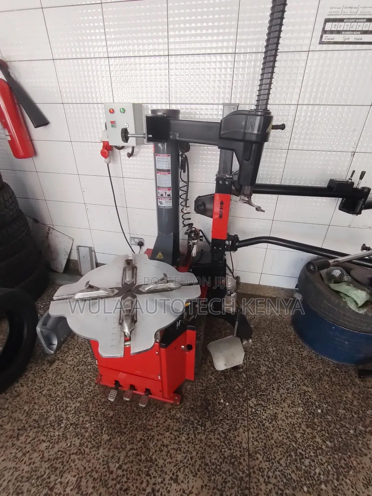 Heavy Duty and Commercial Sunshine Tyre Changer STC-768r Machine Wula