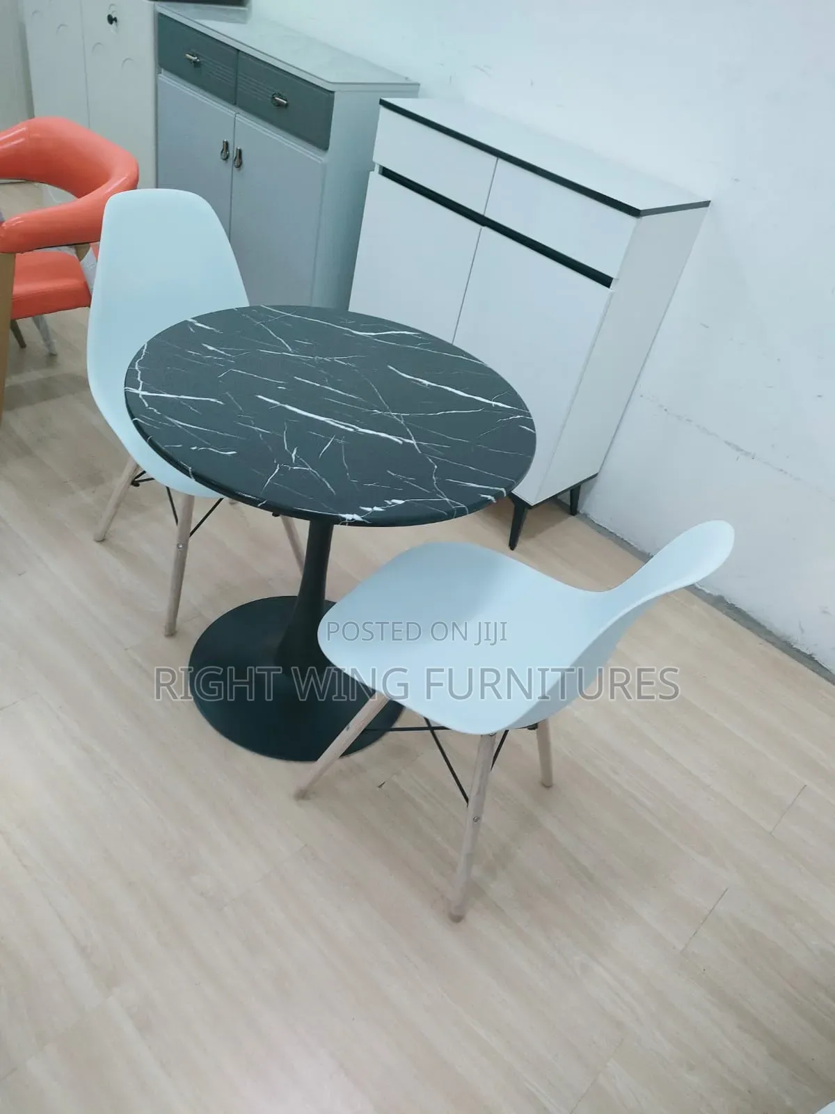 Glass Round Table