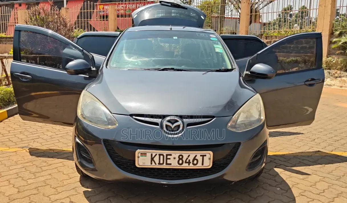 Mazda Demio 2014 Gray