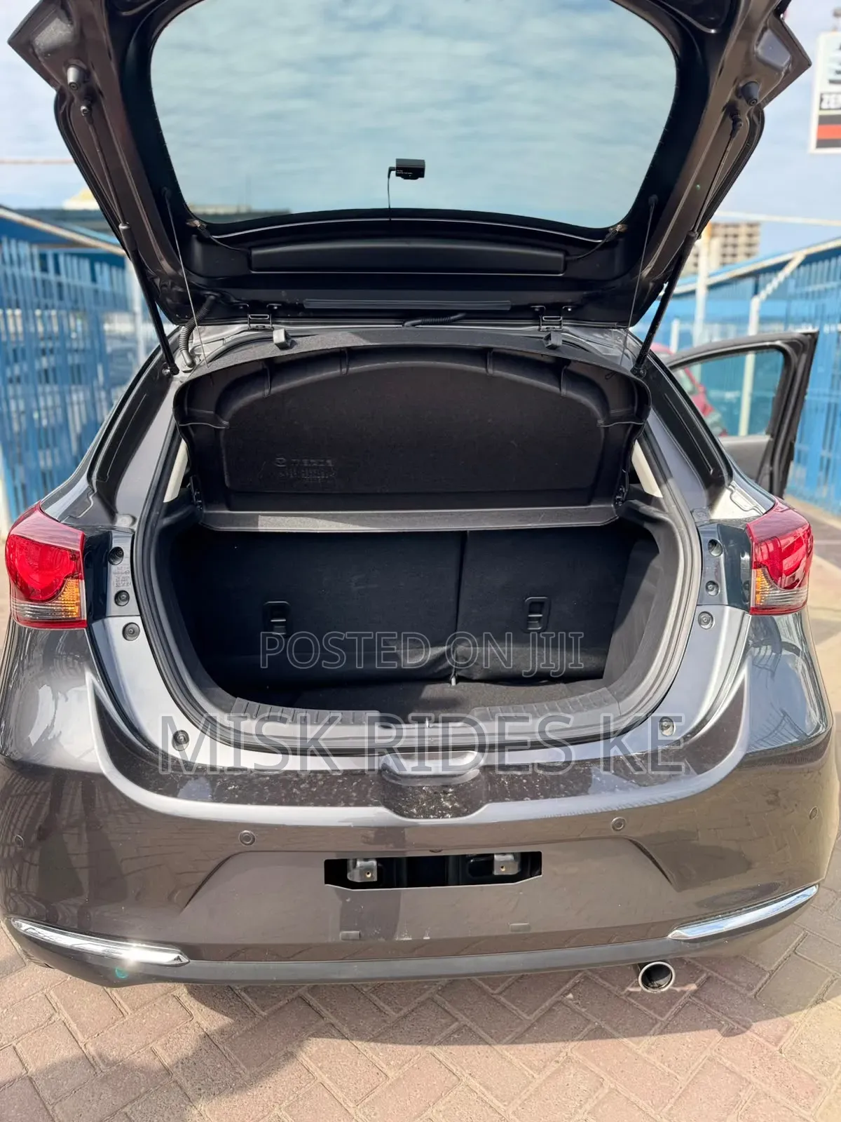 Mazda 2 2019 Gray