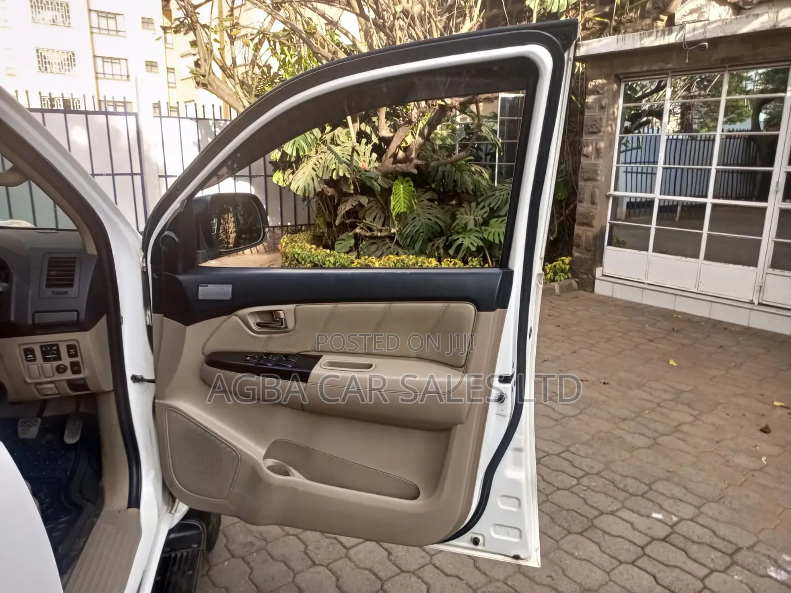 Toyota Fortuner 2015 White