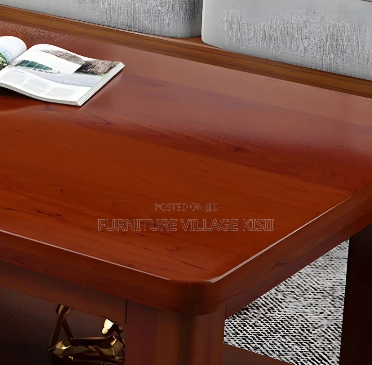 Office Furniture: Executive Coffee Table