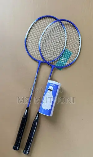 Badminton Set ; 2 Rackets + 3 Shuttlecocks