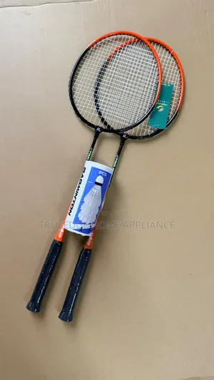 Tennis Racket With 3 Balls