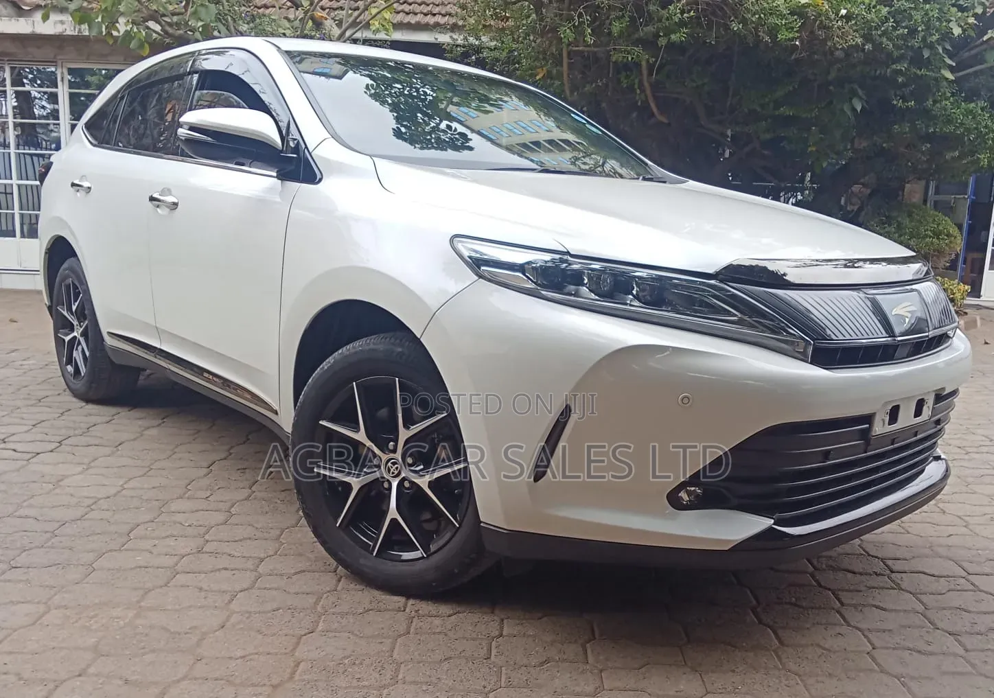 Toyota Harrier 2019 White