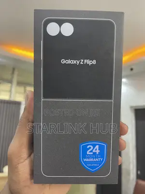 New Samsung Galaxy Z Flip8 256 GB White