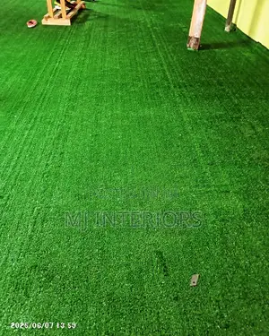 Artificial Grass Lawn for Modern Homes and Outdoor Entertainment