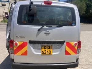 Nissan NV200 2011 Silver