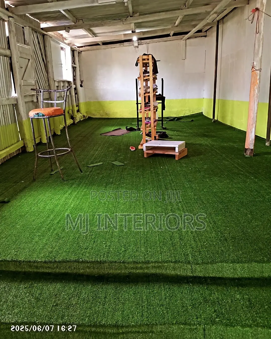 Artificial Grass Flooring for Home Gardens and Outdoor Spaces