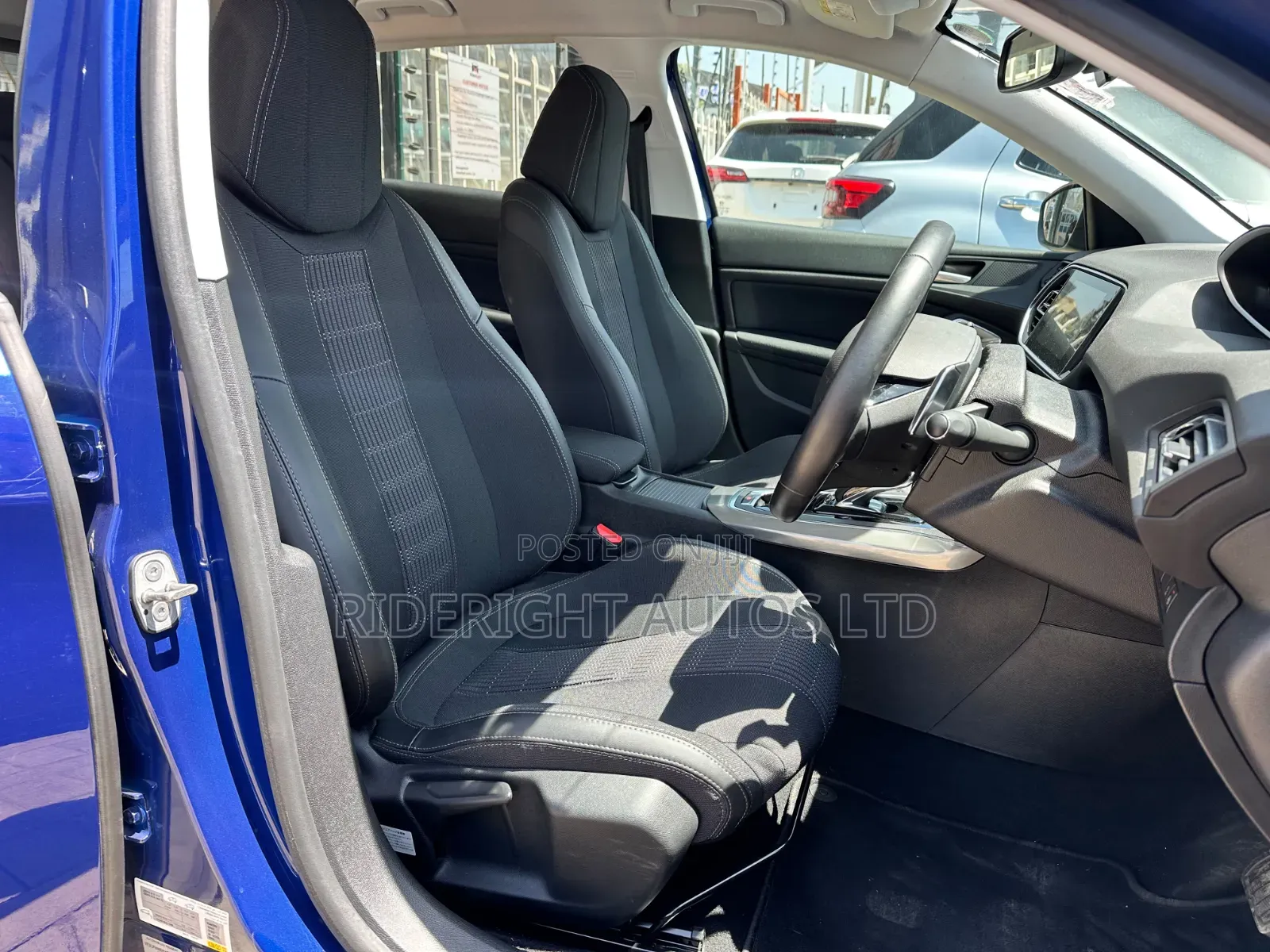 Peugeot 308 2019 Blue