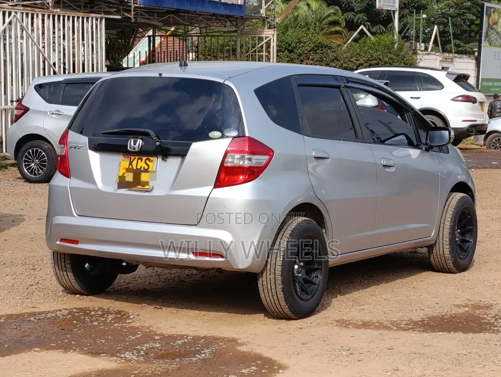 Honda Fit 2011 Silver