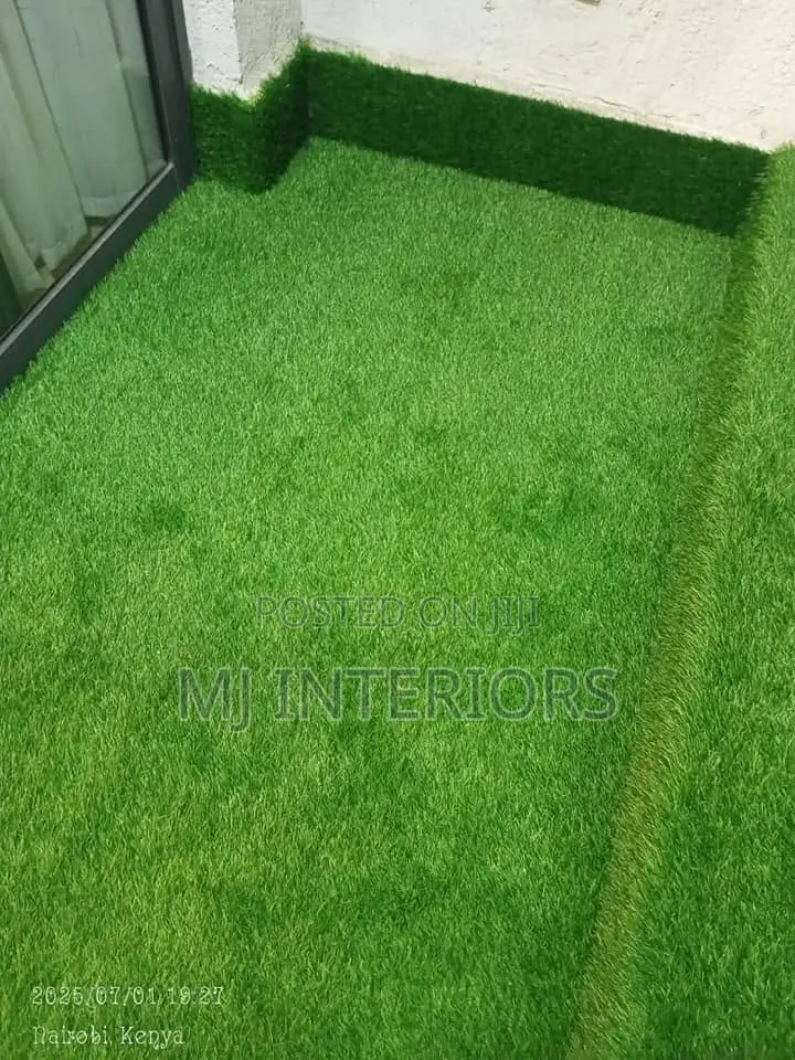 Artificial Lawn Carpet for Beautiful Green Outdoor Living Spaces