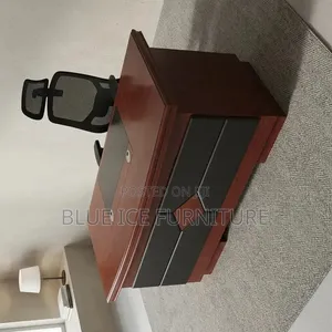 Brown 1.4m Modern Executive Office Desk With Storage
