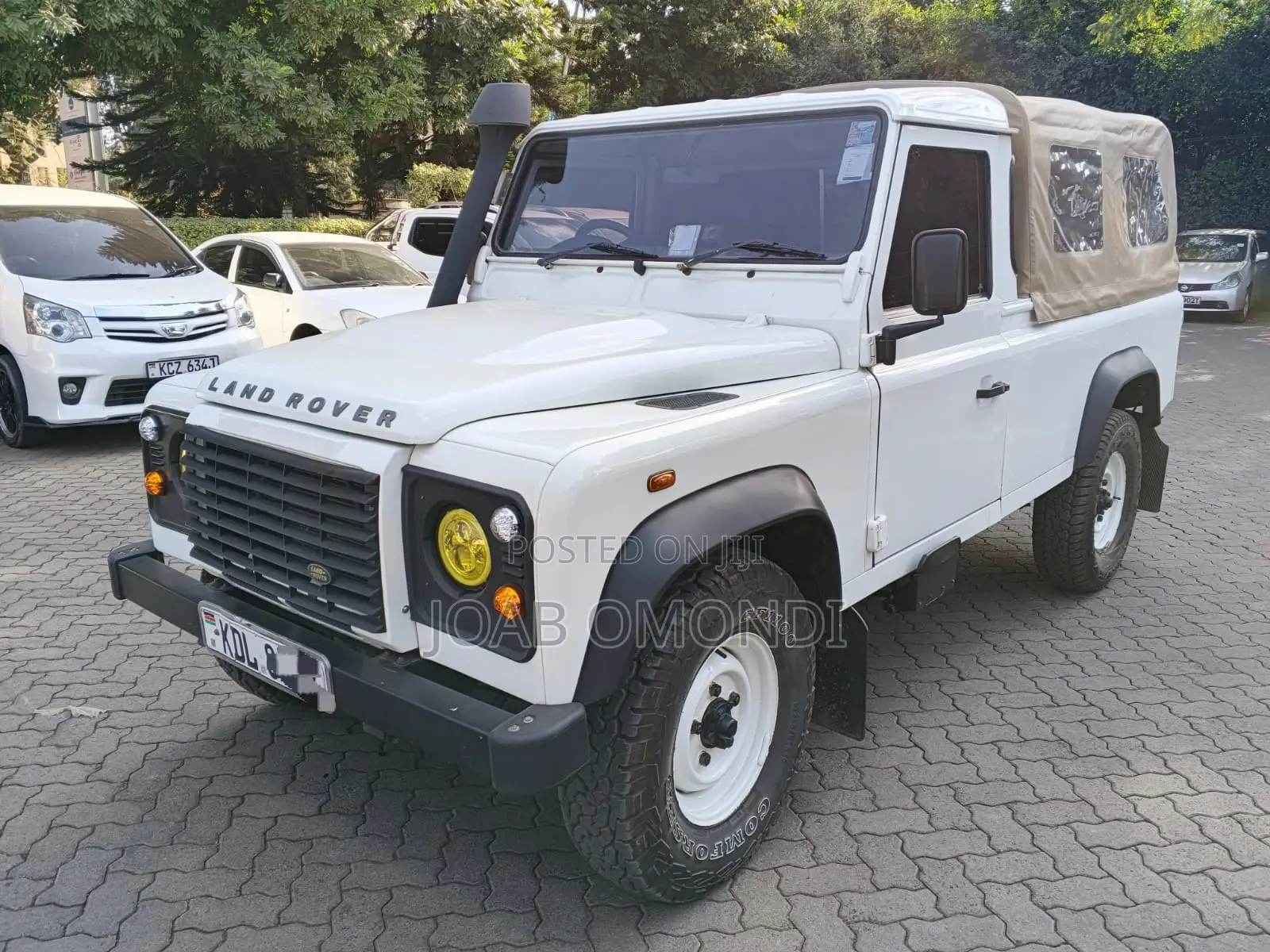 Land Rover Defender Puma 110 2.4 TD 2010 White