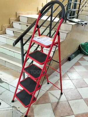 Step Ladder 5 Step for Kitchen and Library Use