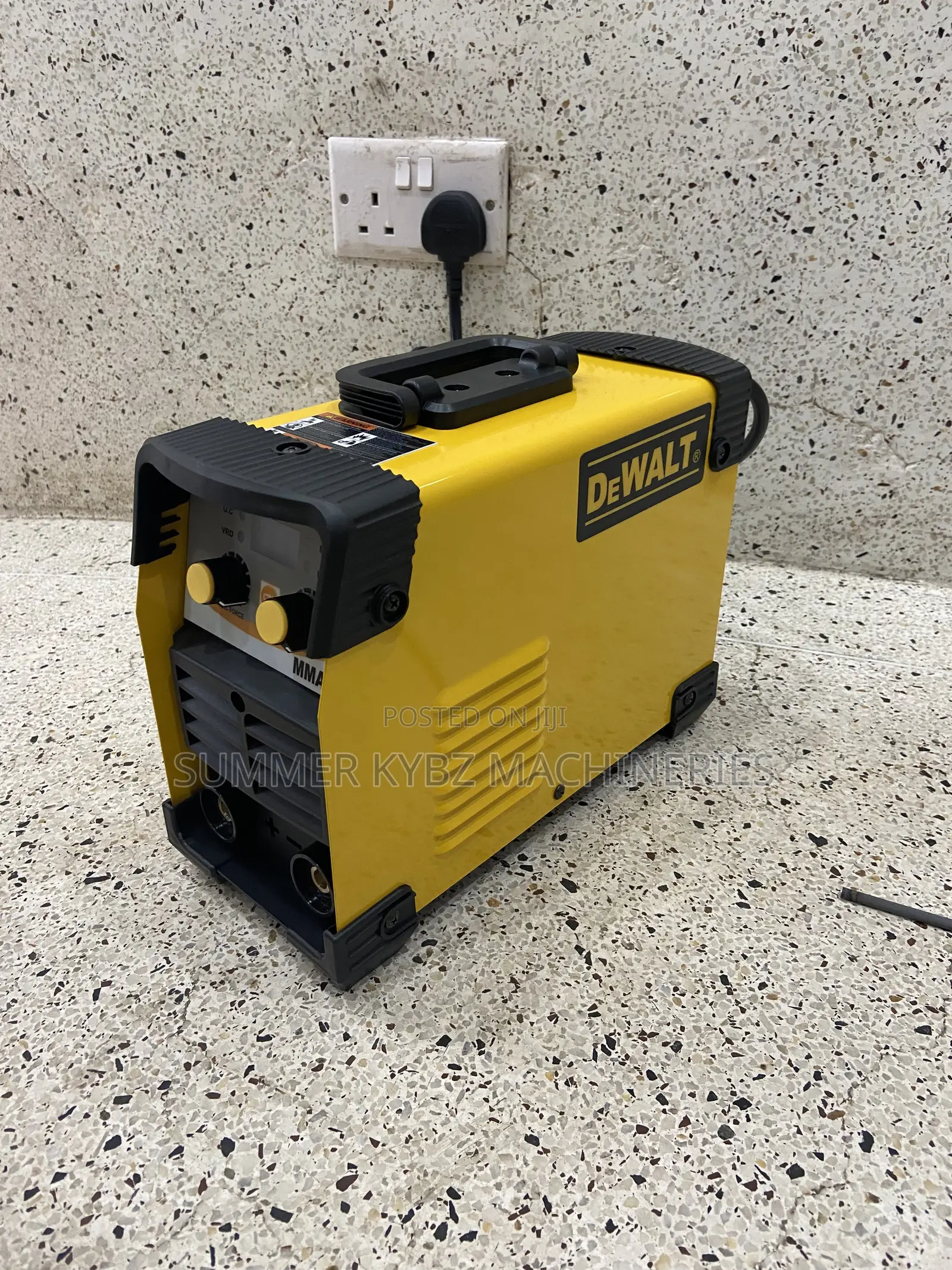 DeWalt MMA Inverter Arc Welding Machine