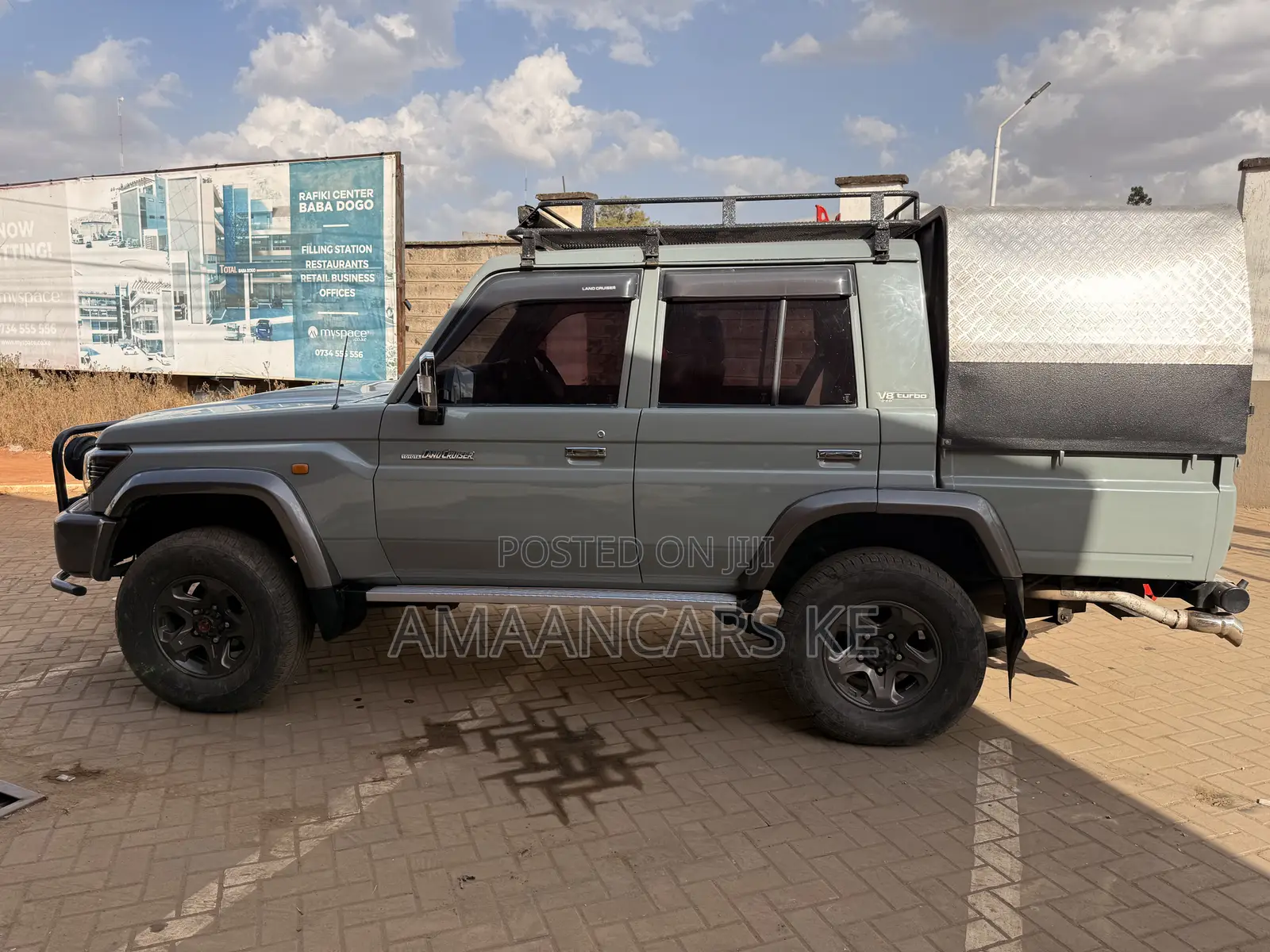 Toyota Land Cruiser 4.5 V8 GXR 2010 Green