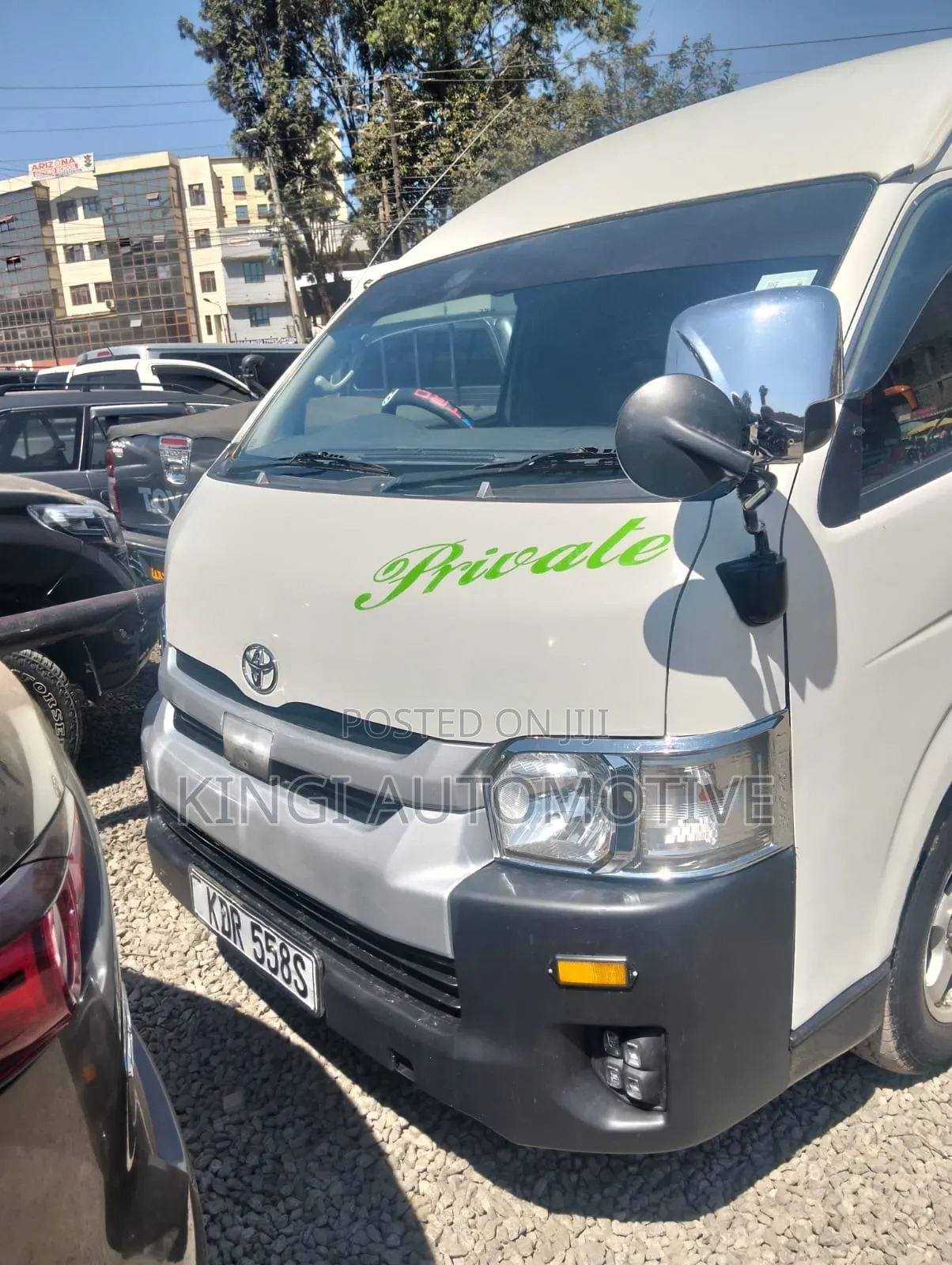 Toyota HiAce 2018 White