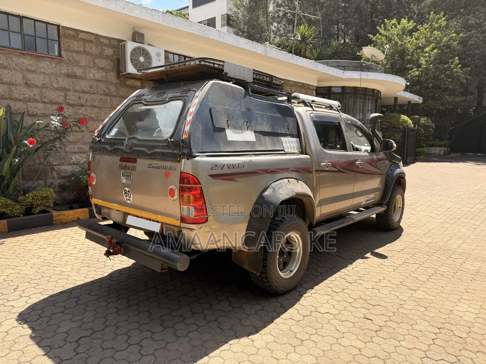 Toyota Hilux 2.5 D-4D 4X4 SRX 2009 Brown