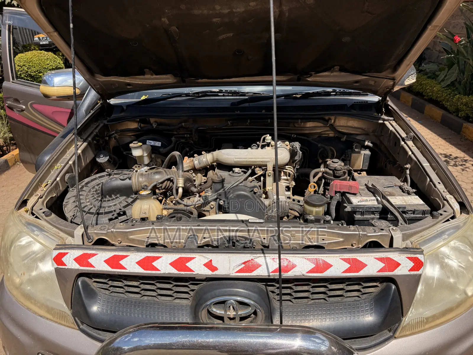 Toyota Hilux 2.5 D-4D 4X4 SRX 2009 Brown
