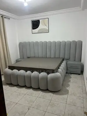 Bed; Luxury Upholstered Bubble Bed With Stylish Curved Frame