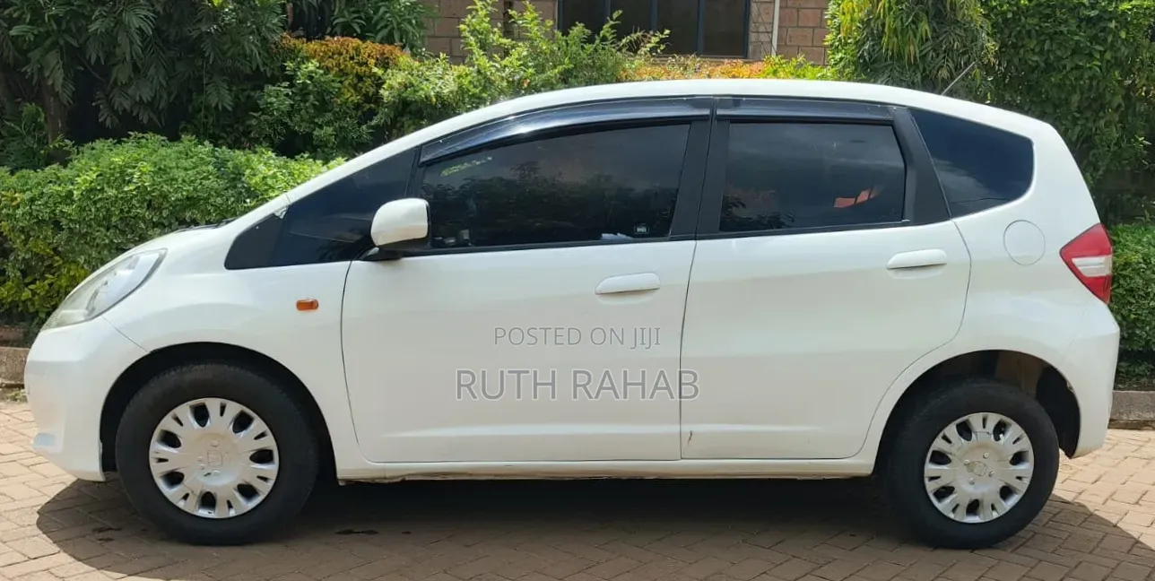 Honda Fit 2011 White