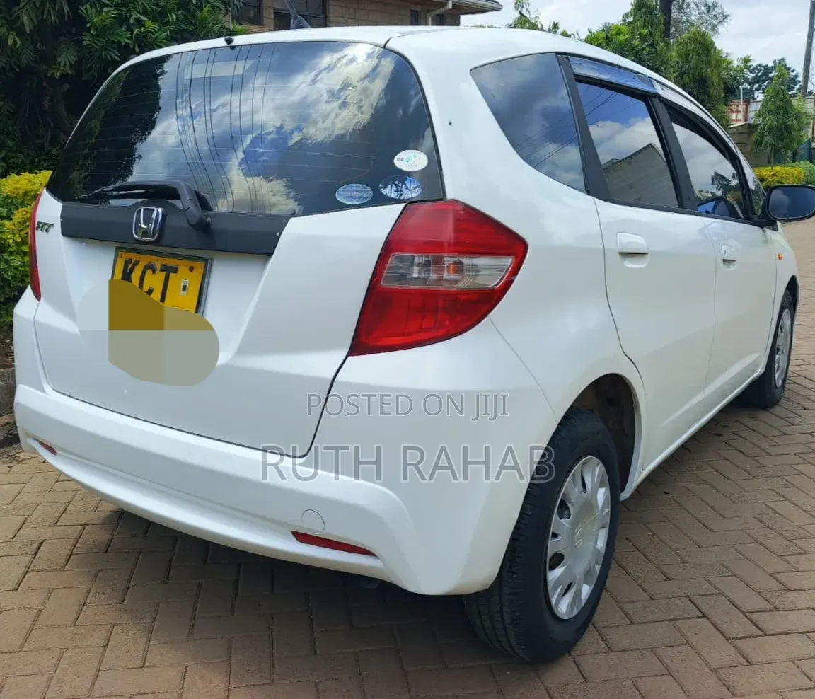 Honda Fit 2011 White
