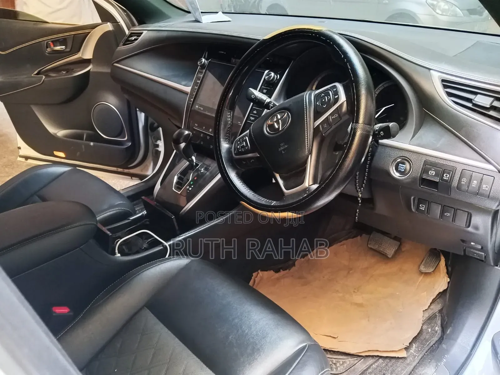 Toyota Harrier 2019 White