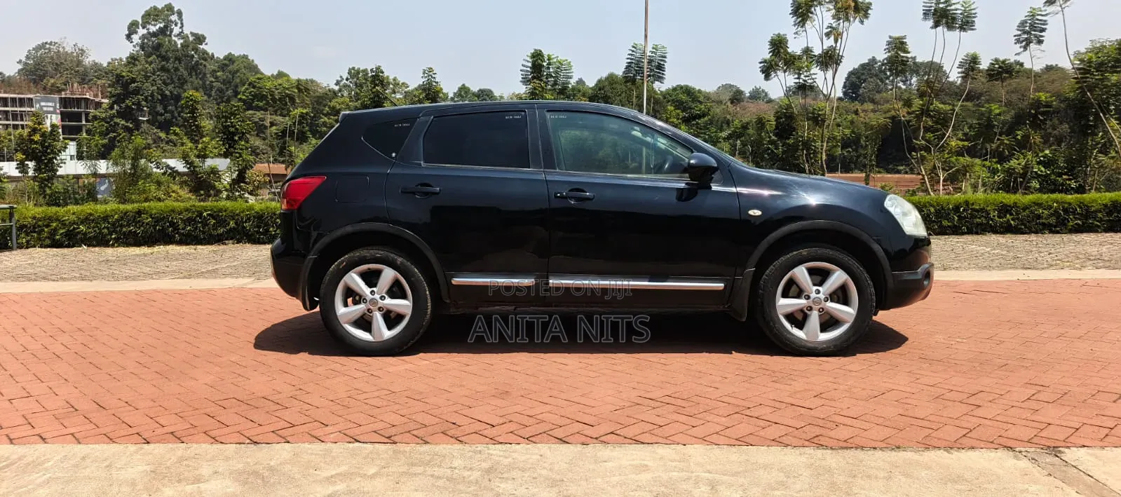 Nissan Dualis 2011 Black