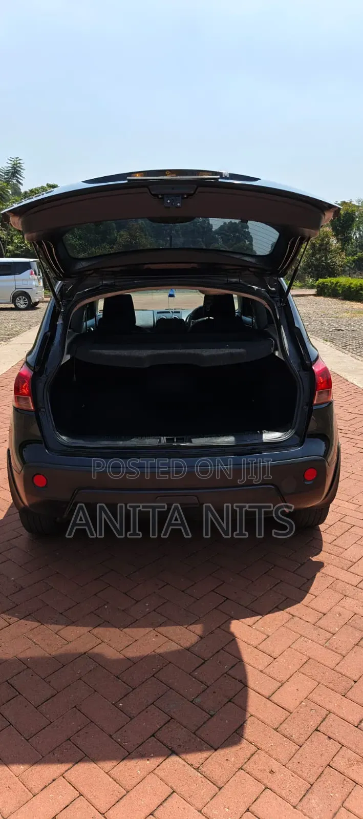Nissan Dualis 2011 Black