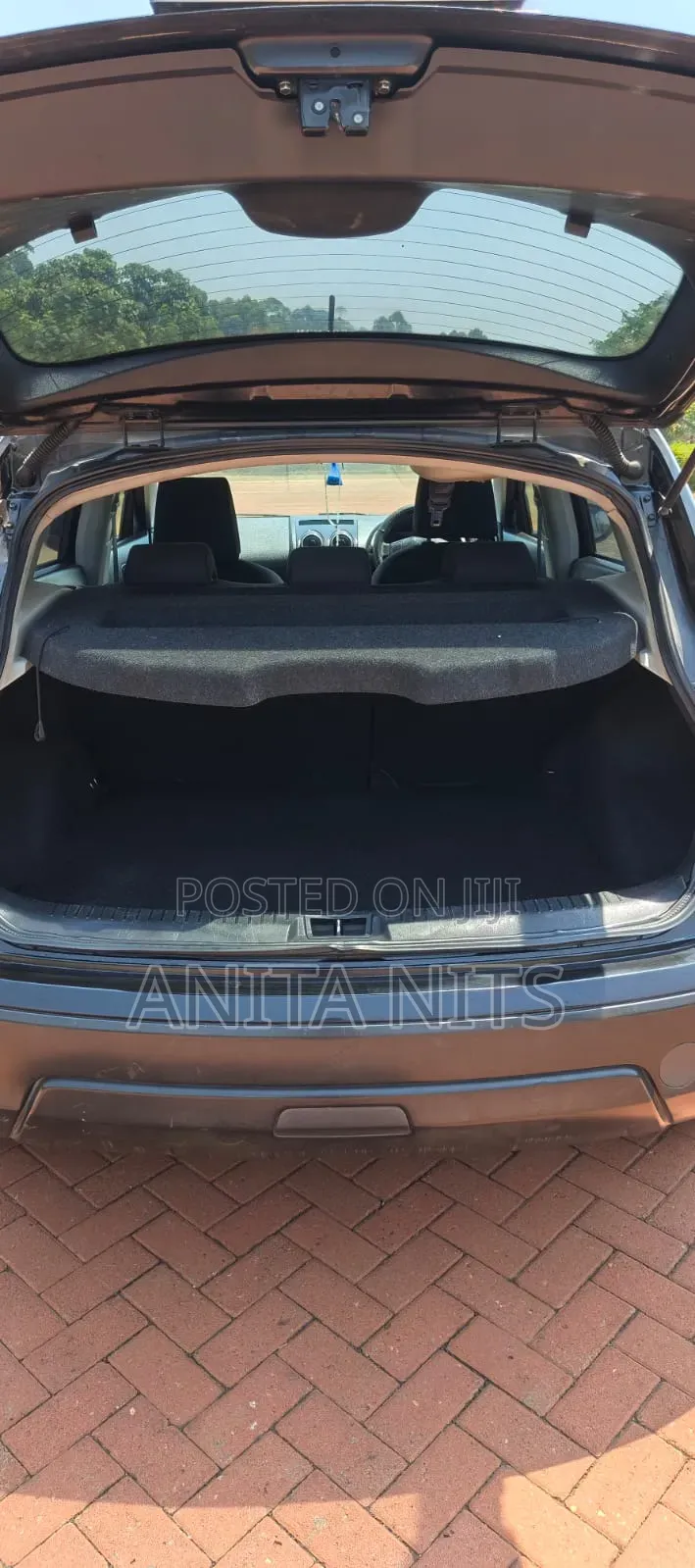 Nissan Dualis 2011 Black