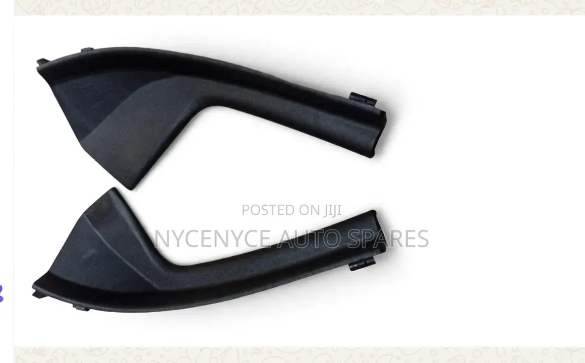 Windscreen Finisher Nissan Tiida
