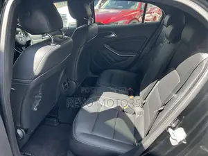 Mercedes-Benz GLA-Class 2018 Black