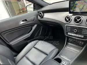 Mercedes-Benz GLA-Class 2018 Black
